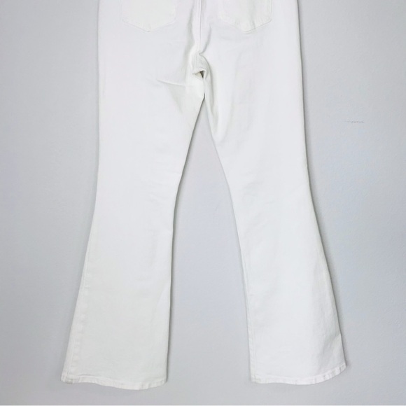 New! Elizabeth and James High Rise Flare White Jeans - Picture 8 of 12